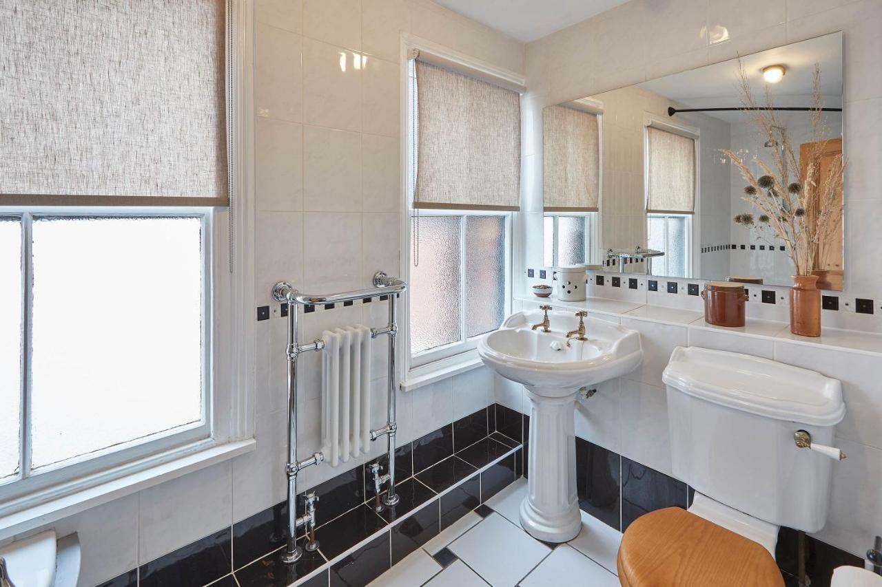 Host & Stay - Emerald Residence Saltburn-by-the-Sea Exteriör bild